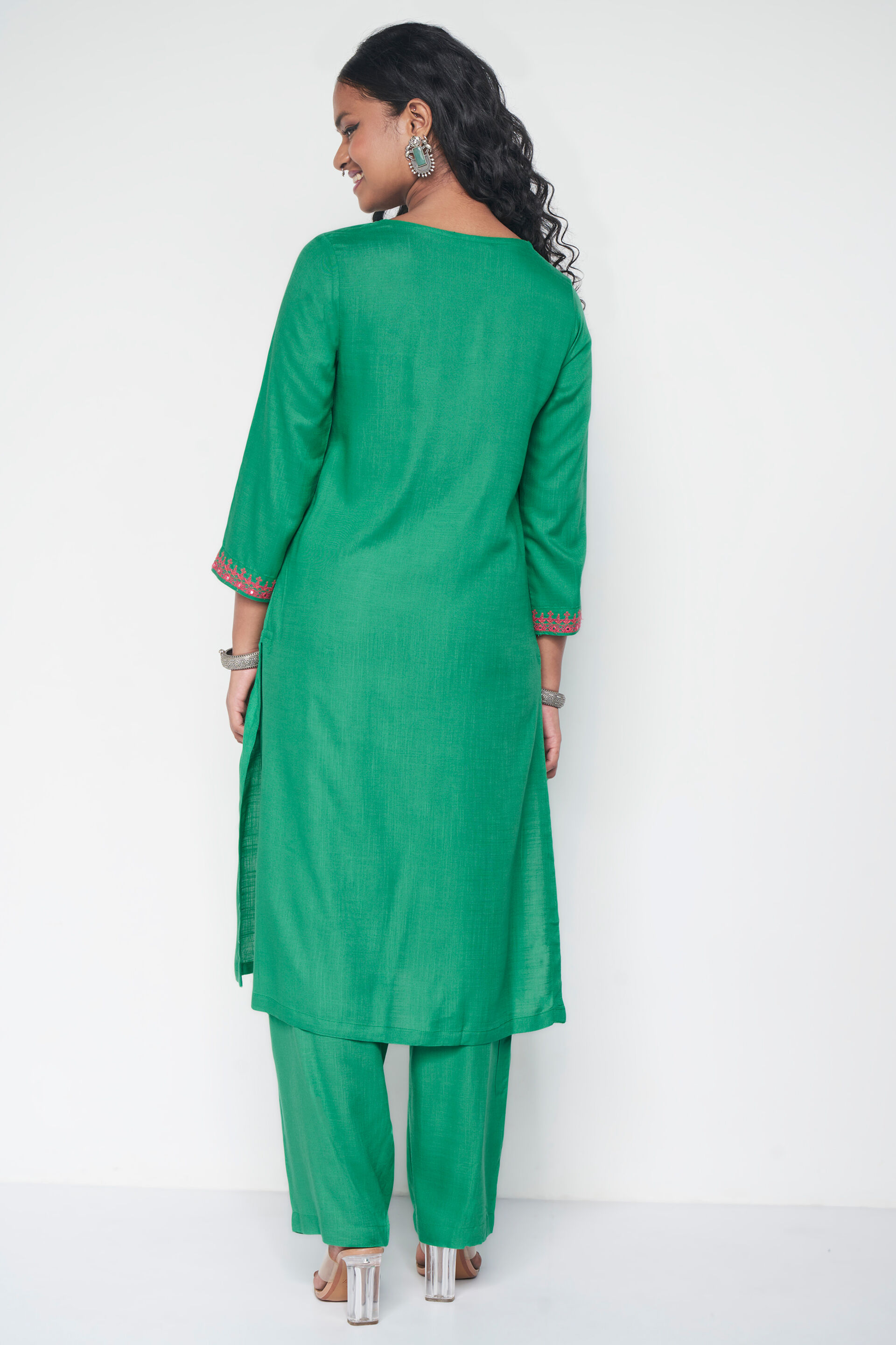 Palak Embroidered Kurta Set, Green, image 4